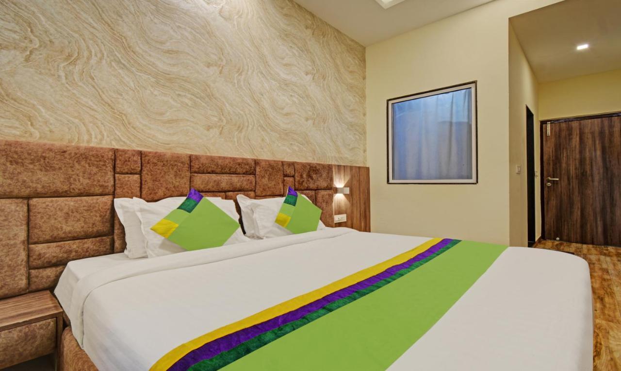 Tripli Hotels Le Shelton Udajpur Zewnętrze zdjęcie